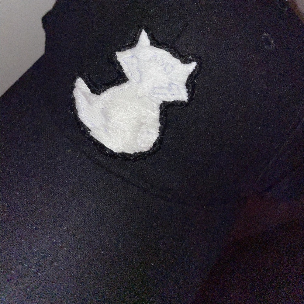 MHL clothing Black Hat w/ fox embroidery